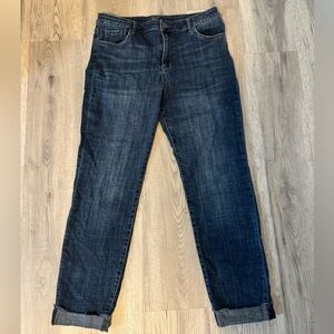 COPY - Woman’s dark blue jeans
